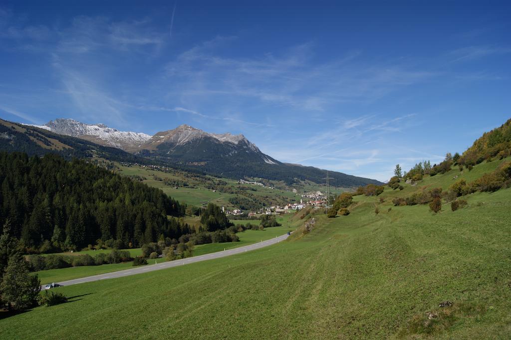Апартаменти Cadras Tinzen Номер фото